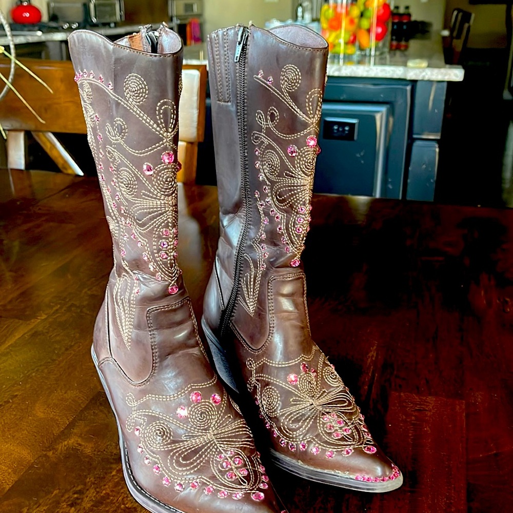 Pink crystal cowgirl Boots